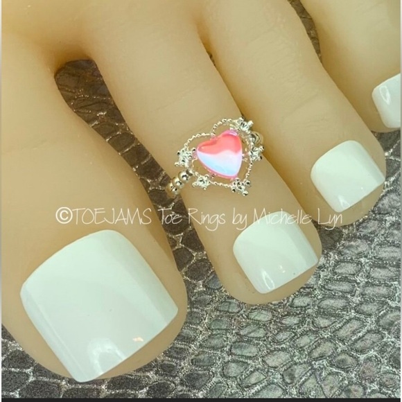 TOE RING HEART Silver/Light Coral Iridescent Heart Charm Stretch Elastic… - Picture 1 of 1